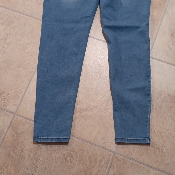 Super stretchy jeans - Picture 4 of 7